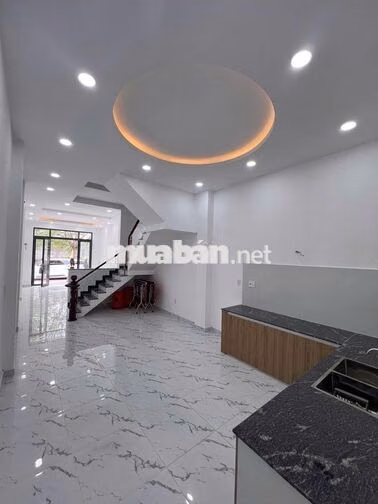CHÍNH CHỦ BÁN NHÀ 2 LẦU GIÁ CHỈ 2 TỶ 6 - CHỢ RẠCH KIẾN - SỔ HỒNG RIÊNG