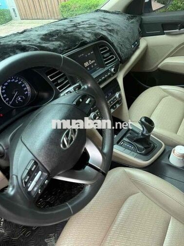 Hyundai Elantra 2021 Số tự động Trắng