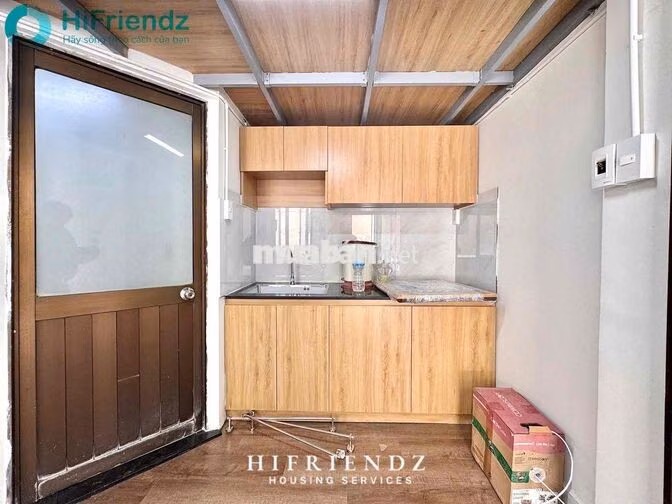DUPLEX FULL NỘI THẤT BAN CÔNG RIÊNG NGAY BẾN XE QUẬN 8