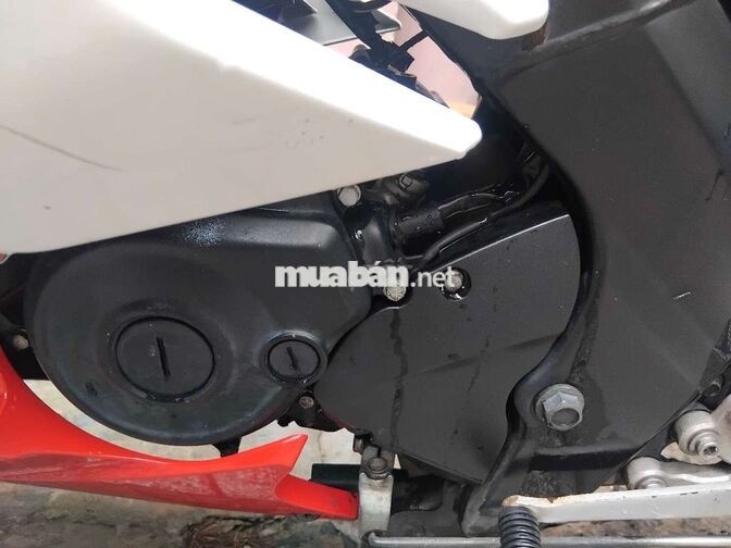 Yamaha R15 Đỏ Trắng Xe máy thể thao