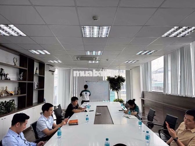 VĂN PHÒNG 90m2  MẶT TIỀN BẠCH ĐẰNG cách SÂN BAY 500m