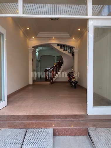 BÁN NHÀ MẶT TIỀN ĐƯỜNG ĐÀO DUY ANH, P.9, Q. PHÚ NHUẬN 