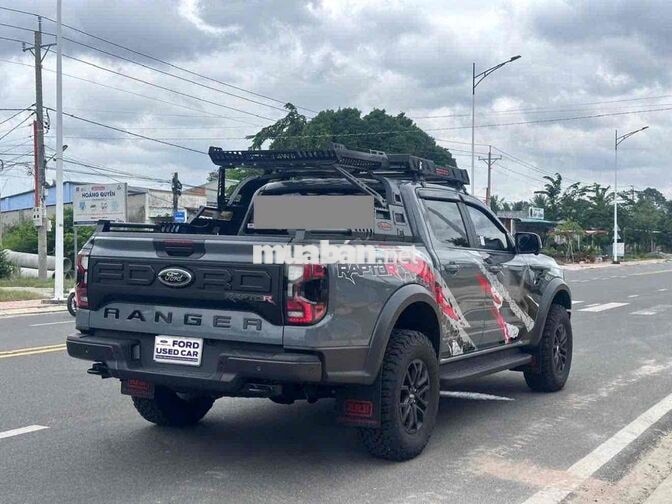 Ford Raptor Full Phụ Kiện - TT 250tr