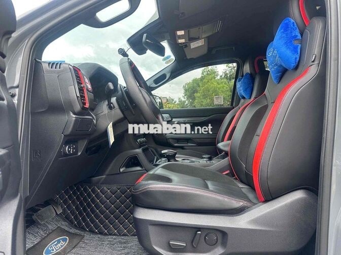 Ford Raptor Full Phụ Kiện - TT 250tr