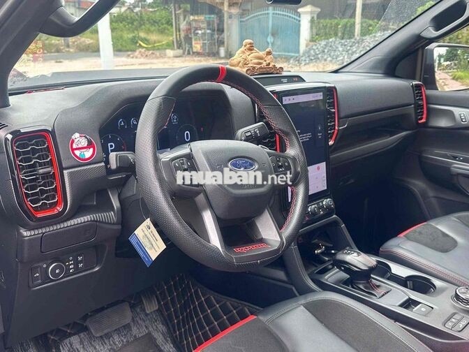 Ford Raptor Full Phụ Kiện - TT 250tr