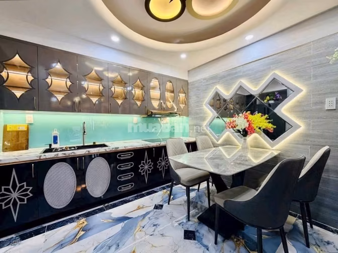 Nhà khu VIP trung tâm Gò Vấp, HXH 1 trục 20m