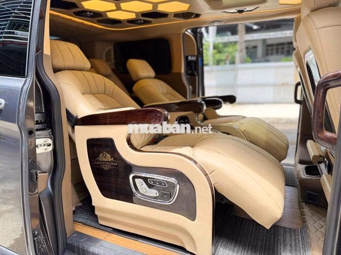 Ford Tourneo Kingdom 71.000km Full Lịch Sử Hãng