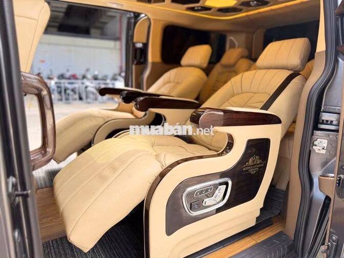 Ford Tourneo Kingdom 71.000km Full Lịch Sử Hãng