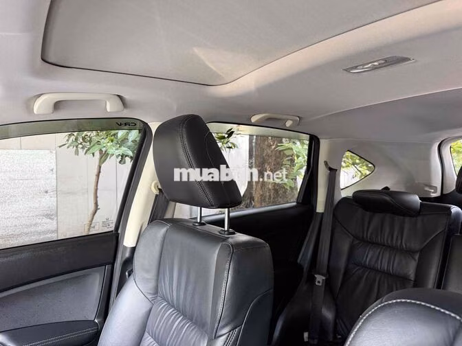 Honda CRV 2.4 Bạc 5 chỗ
