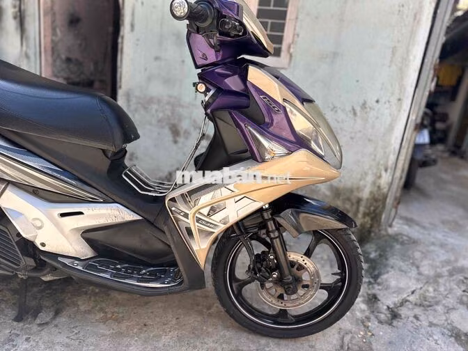 Yamaha Nouvo 5 FI 2013 Tím, Vàng đồng