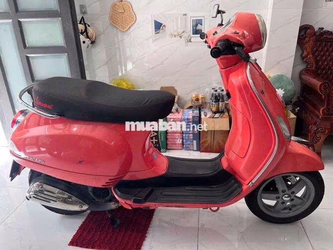 Piaggio Vespa Hồng Xe tay ga