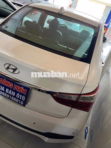 Hyundai i10 2017 sedan Số tự động Trắng