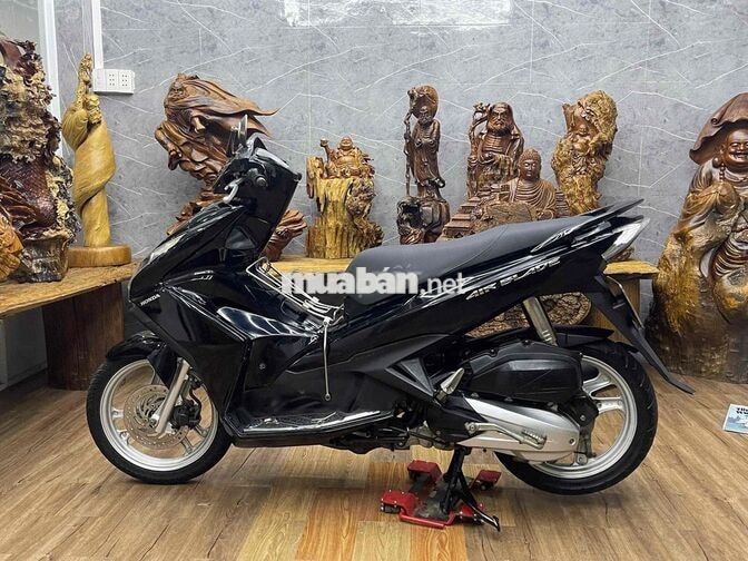 Honda Airblade dàn áo liền lạc, máy móc bao êm