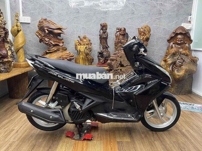 Honda Airblade dàn áo liền lạc, máy móc bao êm