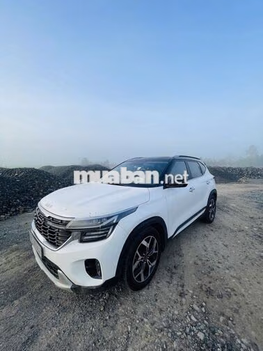 Kia Seltos 1.5 Turbo GT-Line 2024 Trắng