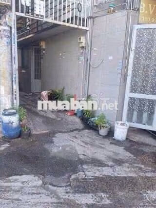 Nhà nguyên căn Hiệp Thành 10 dt 3.5x4m 1 lầu 2pn