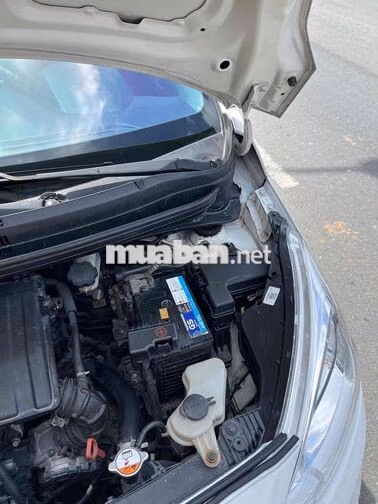 Hyundai i10 2017 sedan Số tự động Trắng