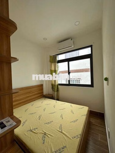 Nhà nguyên căn đường 3 tháng 2, 2PN full nội thất 11tr