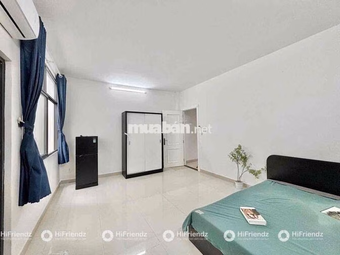 Studio cửa sổ trời FULL NỘI THẤT ngay Nguyễn Sơn - Văn Cao - Tân Hương