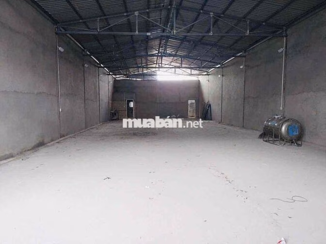 KHO XƯỞNG TRẦN CAO. 10*30. ĐƯỜNG XE TẢI