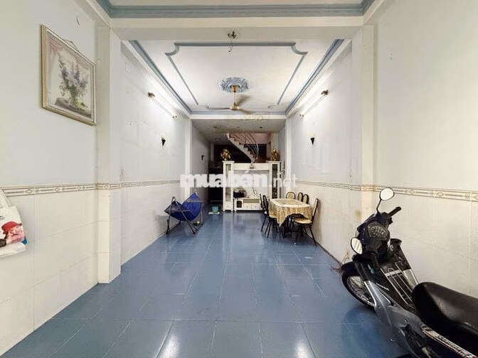 🏡Nhà Đẹp GTốt Với Diện Tích Lớn 4.5M ×19M, Ngay Gần Mặt Tiền Quận 3.✅️
