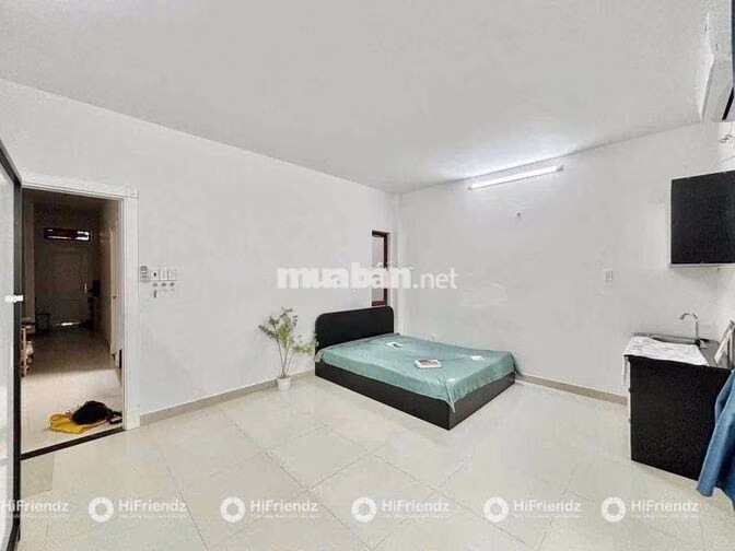 Studio cửa sổ trời FULL NỘI THẤT ngay Nguyễn Sơn - Văn Cao - Tân Hương