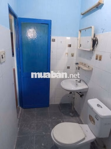CHO THUÊ CĂN HỘ CHUNG CƯ 65,77M2, 2PN 1WC, GIÁ 5.5 TRIỆU/THÁNG TẠI Q8