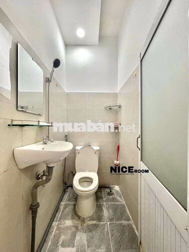 CHO THUÊ STUDIO ĐI BỘ FTU, HUTECH, GTVT, FULL NỘI THẤT CỬA SỔ ĐÓN NẮNG