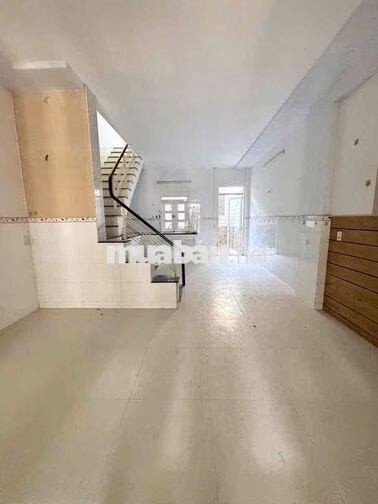 cho thuê nhà Thạnh xuân 22 mặt tiền đường dt 4,5x18m 1 lầu 2 phòng ngu