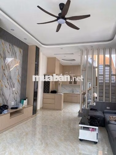 Bán nhà trong KDC điện âm ngay chợ Bà Tri, Tân Uyên chỉ 2ty5
