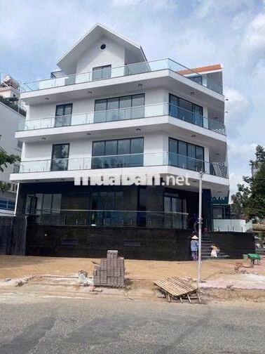 cho thuê nhà căn gốc đường D1 khu dân cư himlam Quận 7