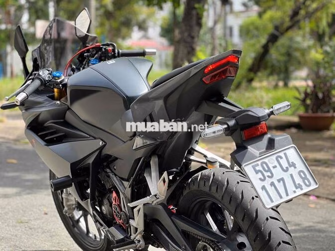 Honda CBR150R 2021 Đen 3.200km, có giao lưu xe.