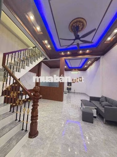 anh chị chính chủ cần bán căn nhà ngay kcn trảng bàng .giá 850tr