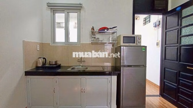 CHO THUÊ CĂN HỘ 1 PHÒNG NGỦ NGAY GẦN BIỂN
