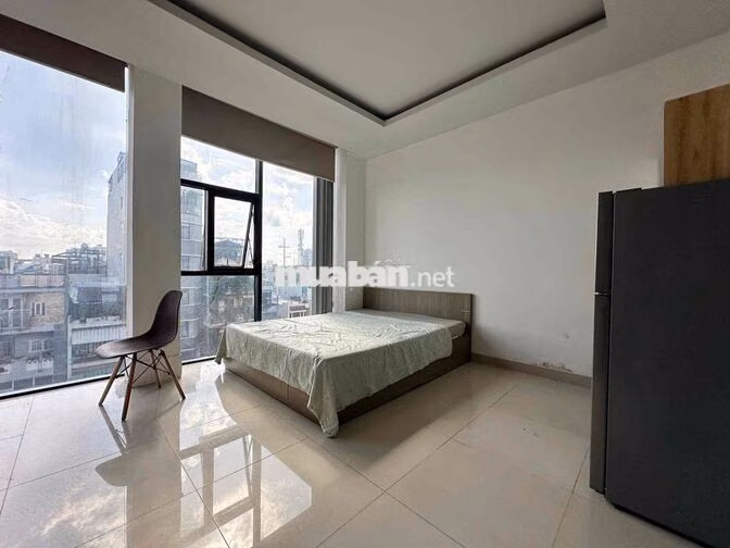studio view kính ngay cầu Nguyễn Văn Cừ gần đh Sư Phạm, Sài Gòn, KHTN