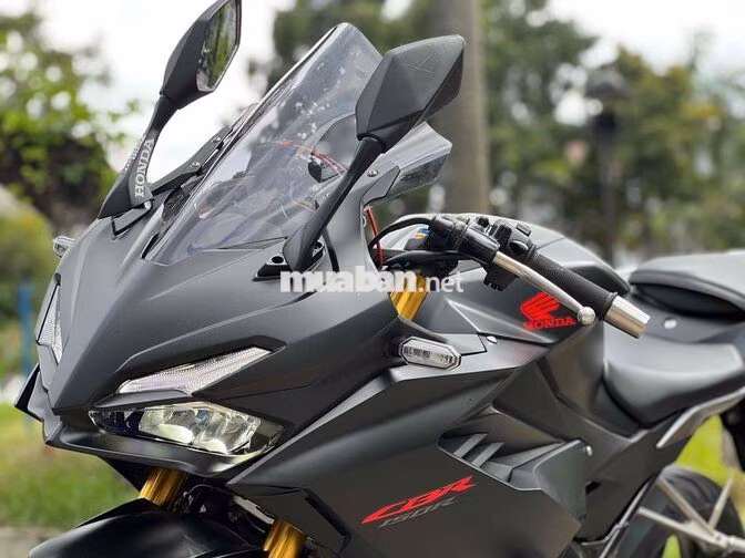 Honda CBR150R 2021 Đen 3.200km, có giao lưu xe.