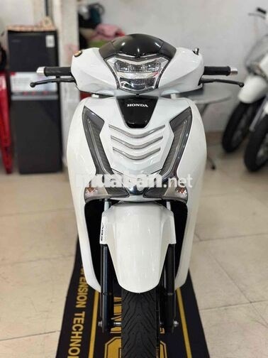 SH 150/ABS 2018 Trắng Đen Sport.Xe đẹp chất.BSTP