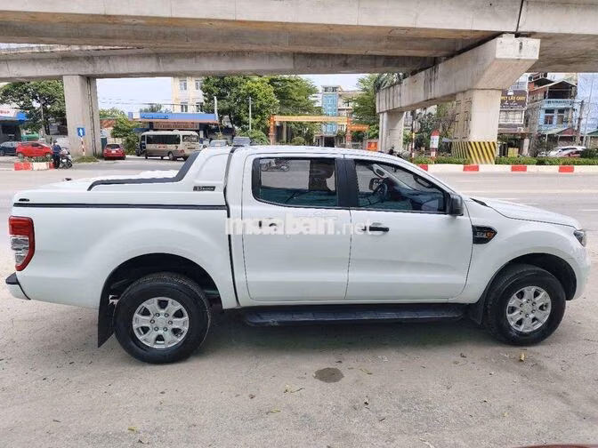 Ford Ranger XLS 2.2AT 2019 Trắng 100000 km