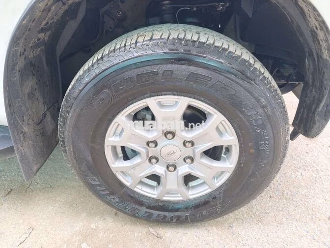 Ford Ranger XLS 2.2AT 2019 Trắng 100000 km