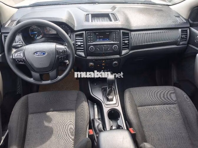 Ford Ranger XLS 2.2AT 2019 Trắng 100000 km