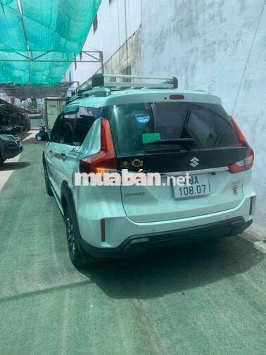 Suzuki XL7 2022 Trắng 7 chỗ