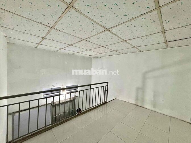PHÒNG GÁC SINH VIÊN DÃY TRỆT ngay TRƯỜNG CHINH, gần VOV