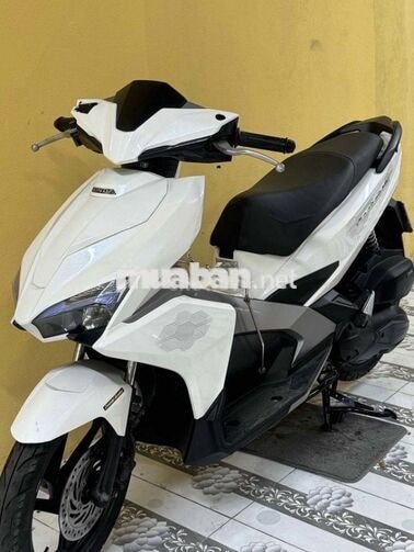 Honda Air Blade Trắng