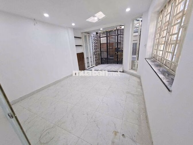 Mặt bằng 2 mặt tiền kinh doanh đa ngành nghề giá tốt