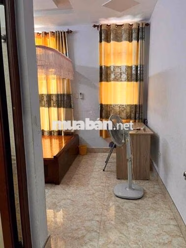 cho thuê nhà tx 24 q12 có nội thất 4p ngu gia 10tr
