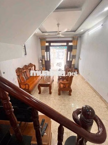 cho thuê nhà tx 24 q12 có nội thất 4p ngu gia 10tr