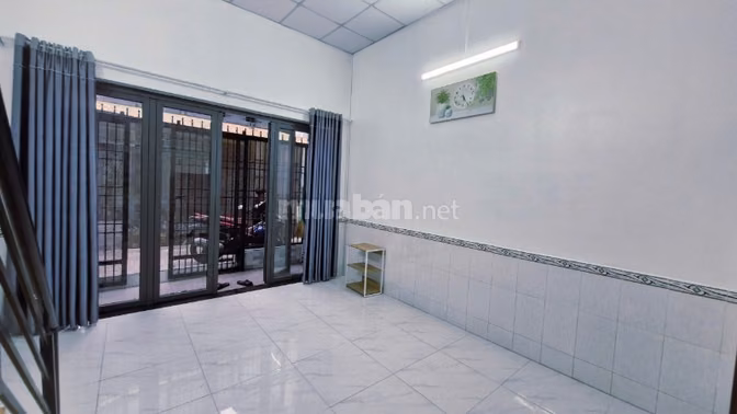 Chính chủ cho thuê nhà nguyên căn Q8 - 2 phòng có máy lạnh