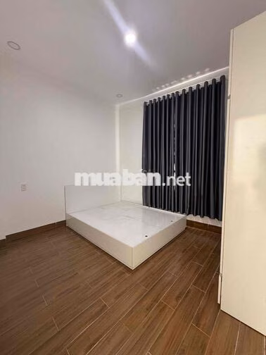 Nhà Phú Hoà hẻm 93 minh khai trệt 2 lầu full nội thất thủ dầu 1