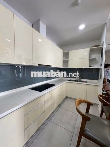 Bán gấp chung cư Hà Đô Centrosa Garden (Quận 10) - 90m2, 2PN giá 12 tỷ
