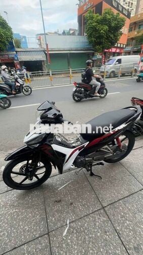 Honda Wave RSX Fi 2019 Đen trắng
